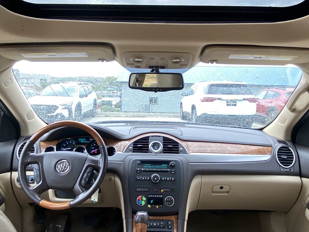 Thumbnail: 2011 Buick Enclave - 9
