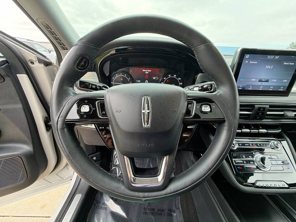 Thumbnail: 2020 Lincoln Corsair - 13