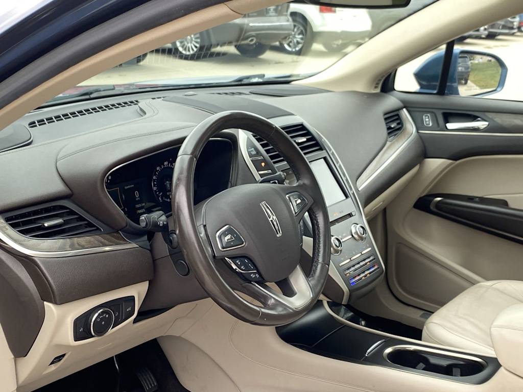 Thumbnail: 2018 Lincoln MKC - 2