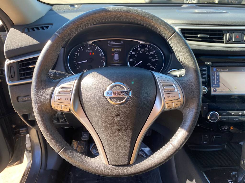 Thumbnail: 2016 Nissan Rogue - 9