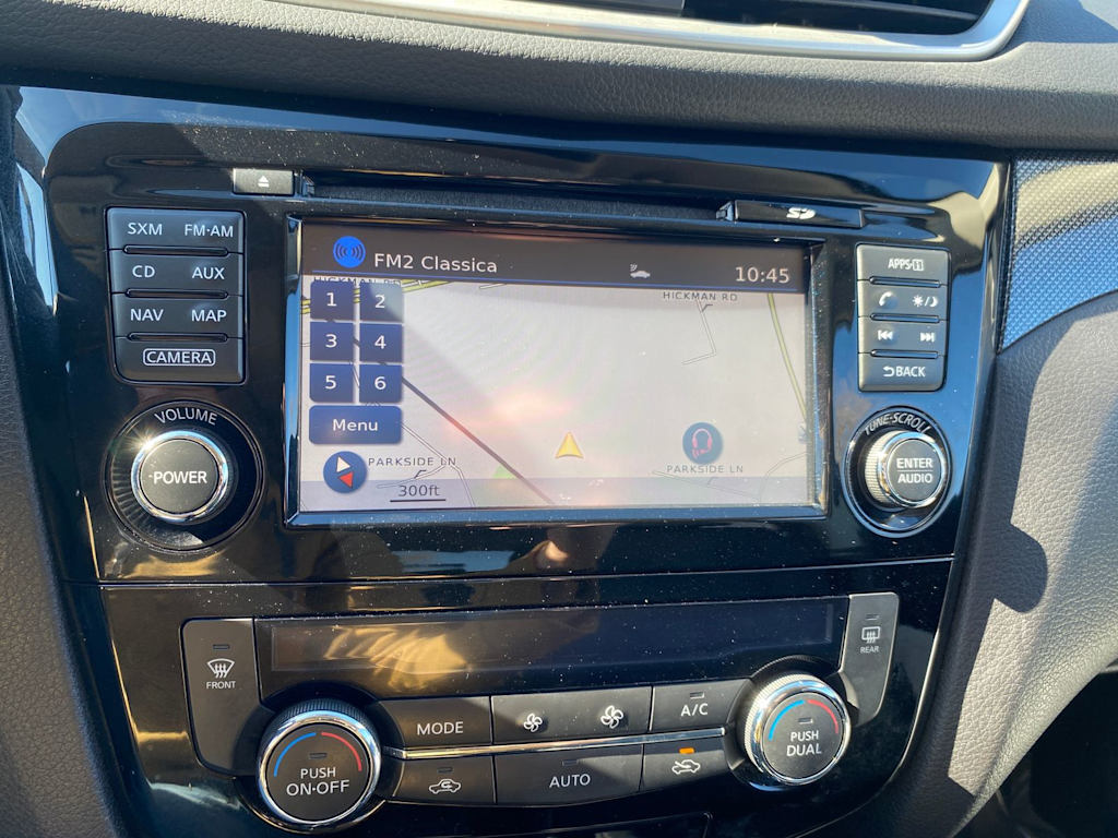 Thumbnail: 2016 Nissan Rogue - 13