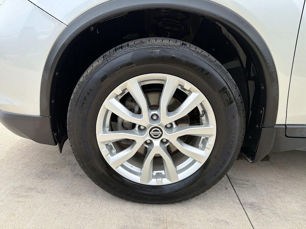 Thumbnail: 2018 Nissan Rogue - 7