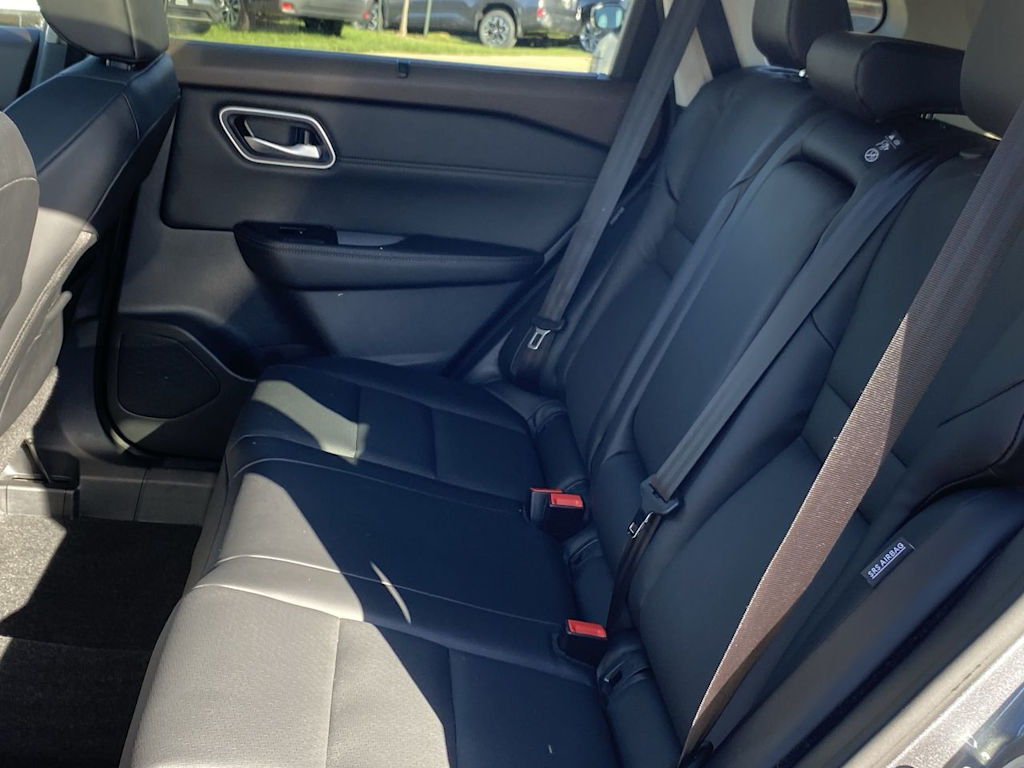 Thumbnail: 2021 Nissan Rogue - 25