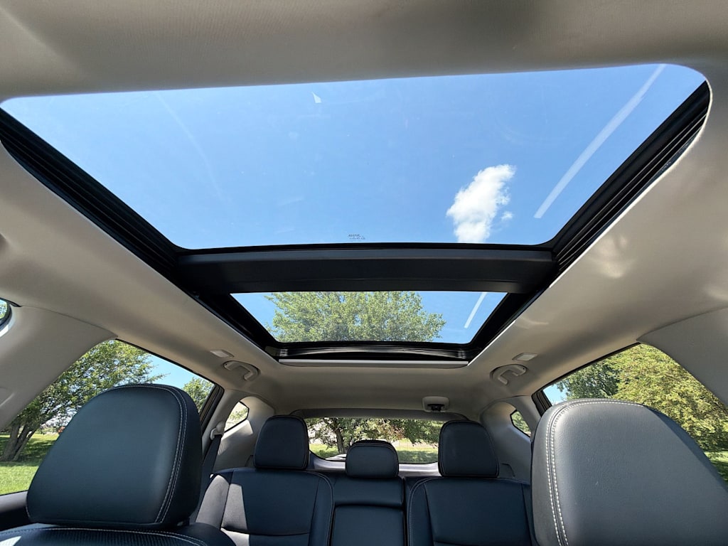 Thumbnail: 2017 Nissan Murano - 24