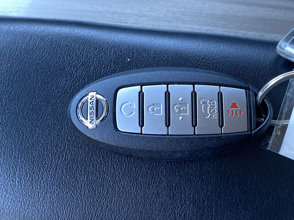 Thumbnail: 2016 Nissan Murano - 17