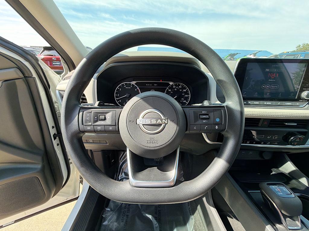 Thumbnail: 2023 Nissan Rogue - 13