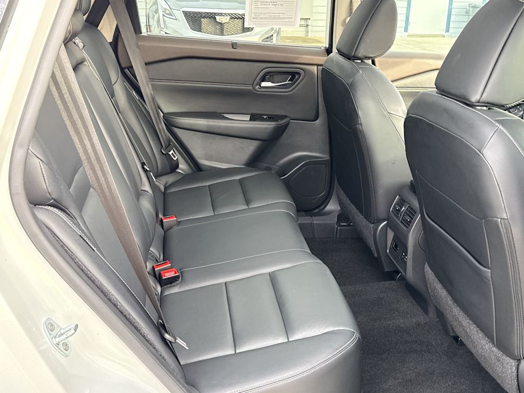 Thumbnail: 2023 Nissan Rogue - 27