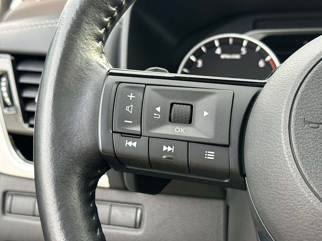 Thumbnail: 2023 Nissan Rogue - 28