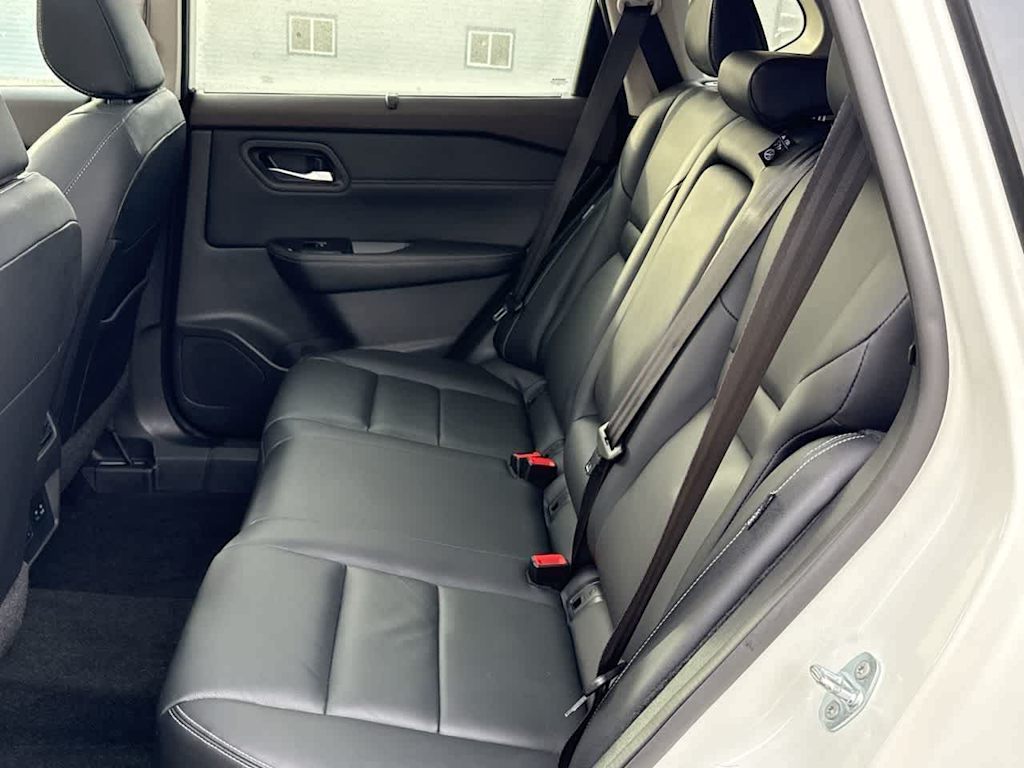 Thumbnail: 2023 Nissan Rogue - 26