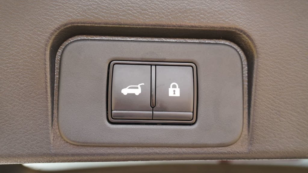 Thumbnail: 2023 Nissan Rogue - 30