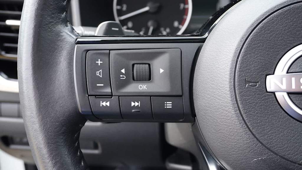 Thumbnail: 2023 Nissan Rogue - 31