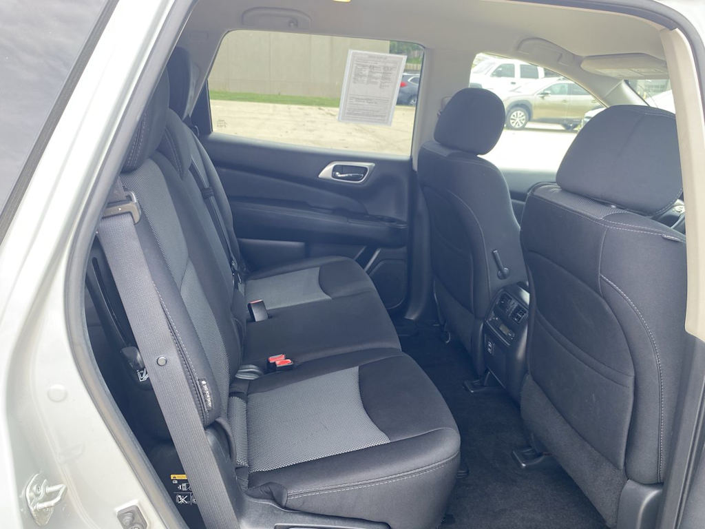 Thumbnail: 2018 Nissan Pathfinder - 27
