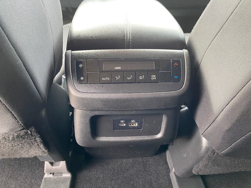 Thumbnail: 2022 Nissan Pathfinder - 25