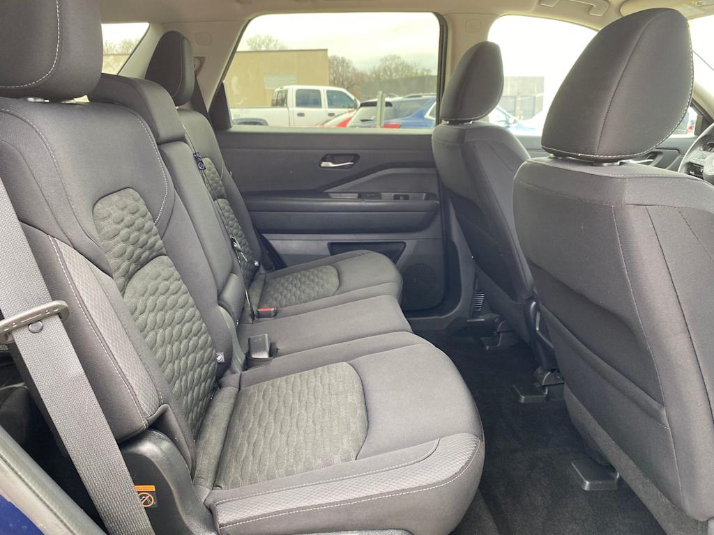 Thumbnail: 2022 Nissan Pathfinder - 27