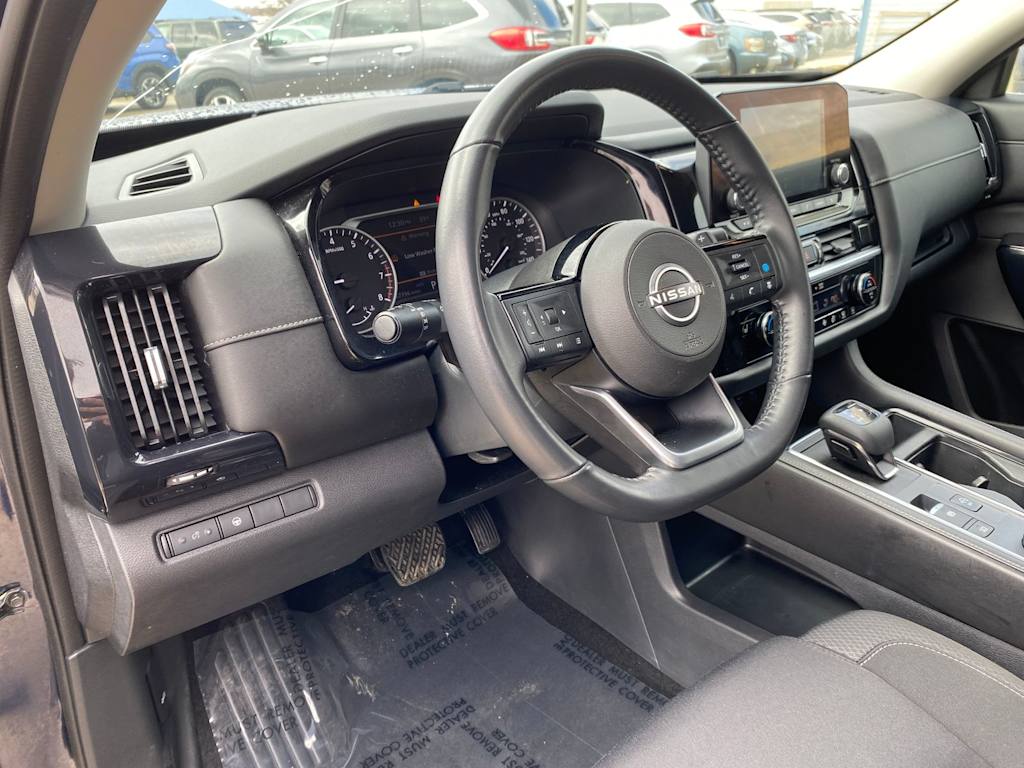 Thumbnail: 2022 Nissan Pathfinder - 2