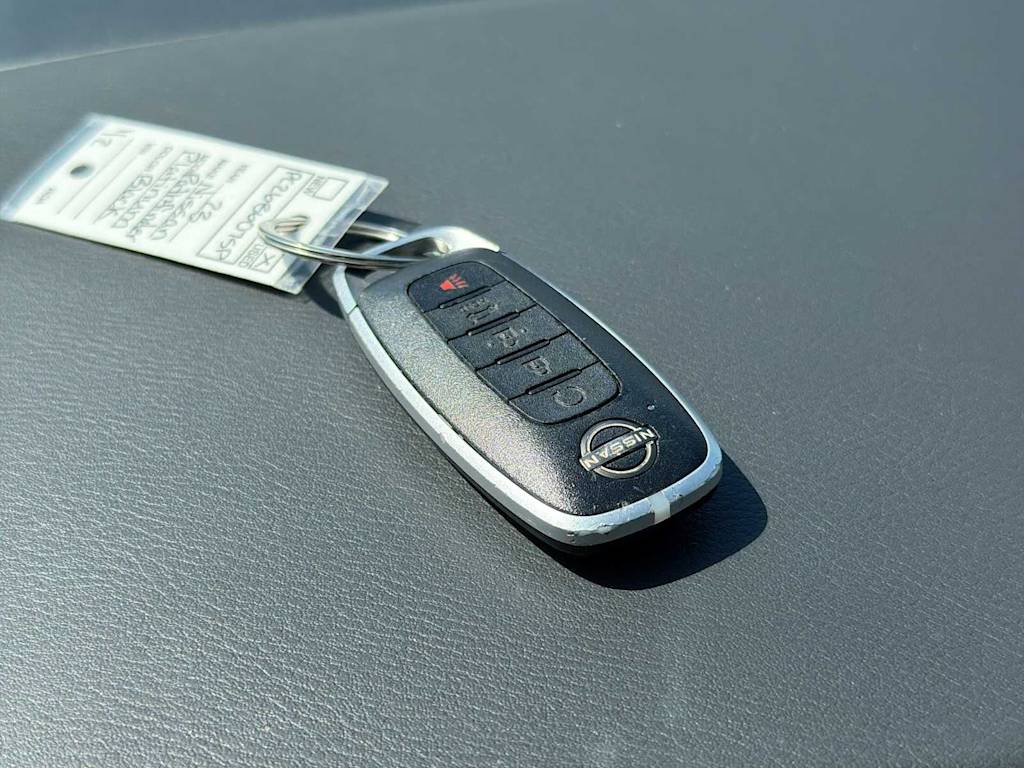 Thumbnail: 2023 Nissan Pathfinder - 18