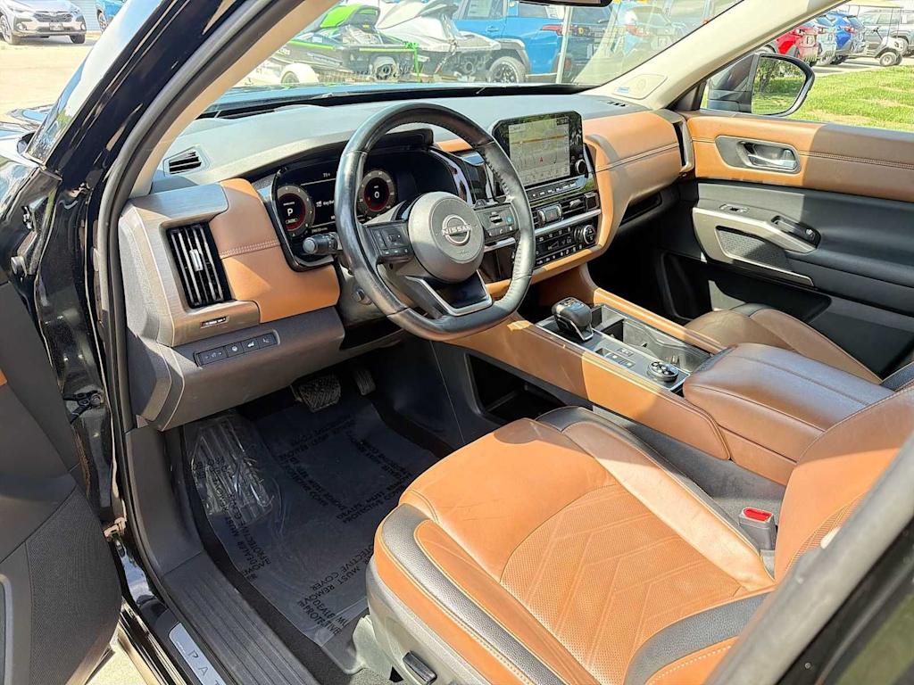 Thumbnail: 2023 Nissan Pathfinder - 2
