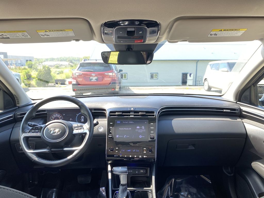 Thumbnail: 2022 Hyundai Tucson - 8