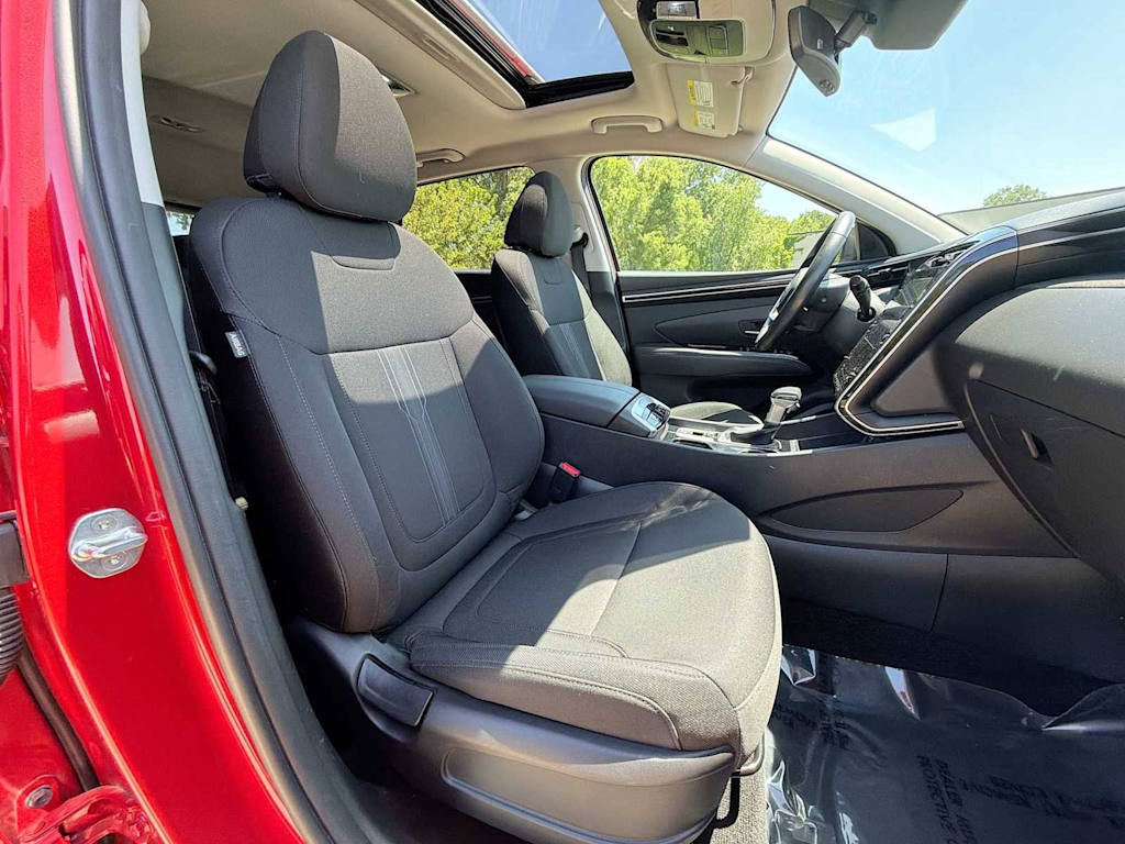 Thumbnail: 2022 Hyundai Tucson - 10