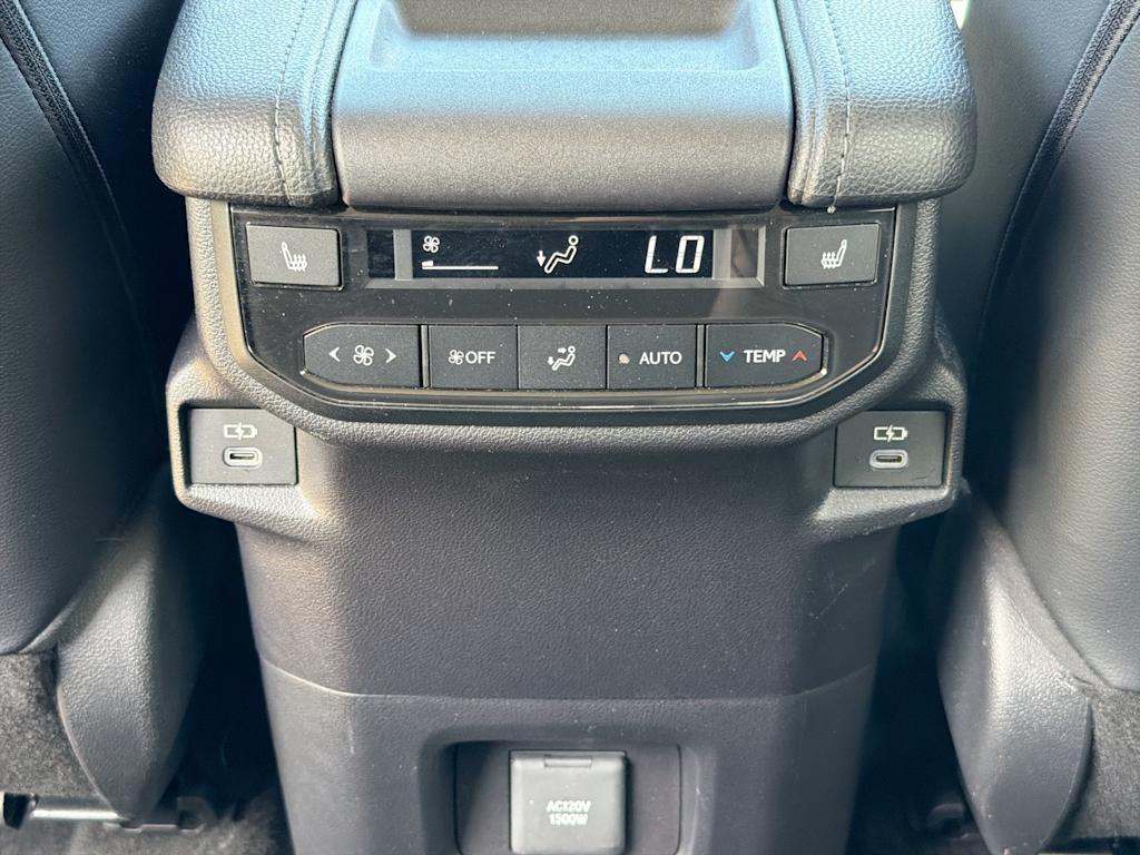 Thumbnail: 2024 Toyota Grand Highlander - 30