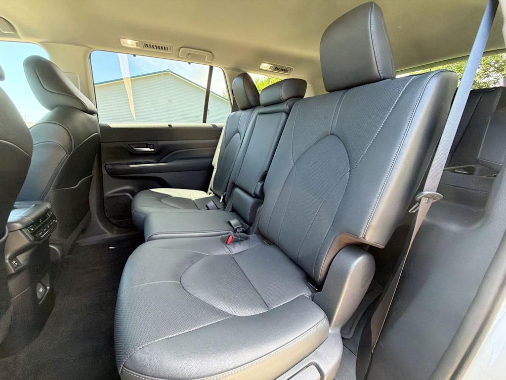 Thumbnail: 2024 Toyota Grand Highlander - 24