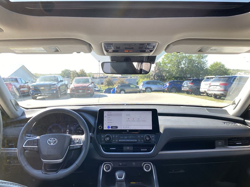 Thumbnail: 2024 Toyota Grand Highlander - 9