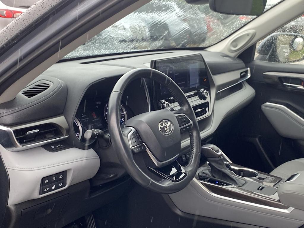 2021 Toyota Highlander Limited 2