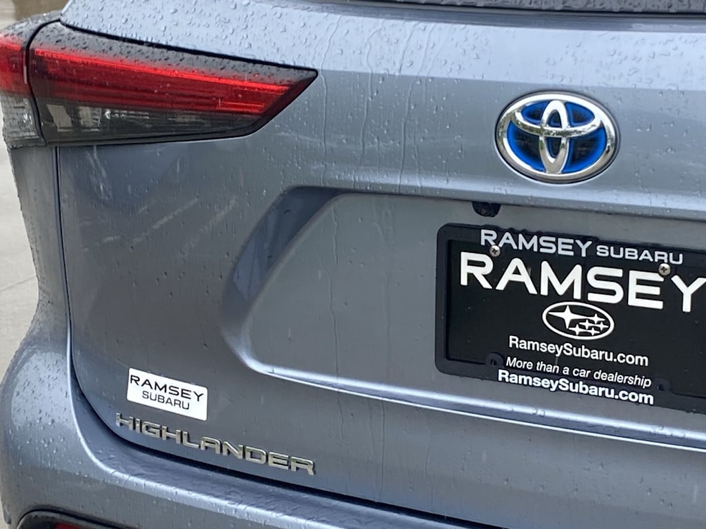 2021 Toyota Highlander Limited 7