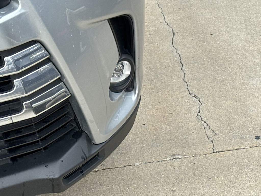 Thumbnail: 2019 Toyota Highlander - 17