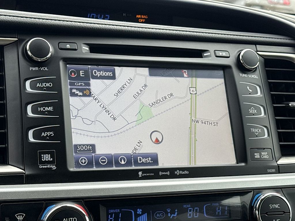 Thumbnail: 2019 Toyota Highlander - 31