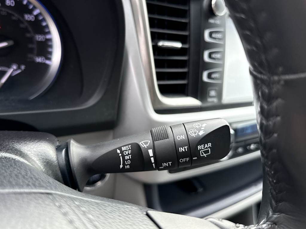 Thumbnail: 2019 Toyota Highlander - 14