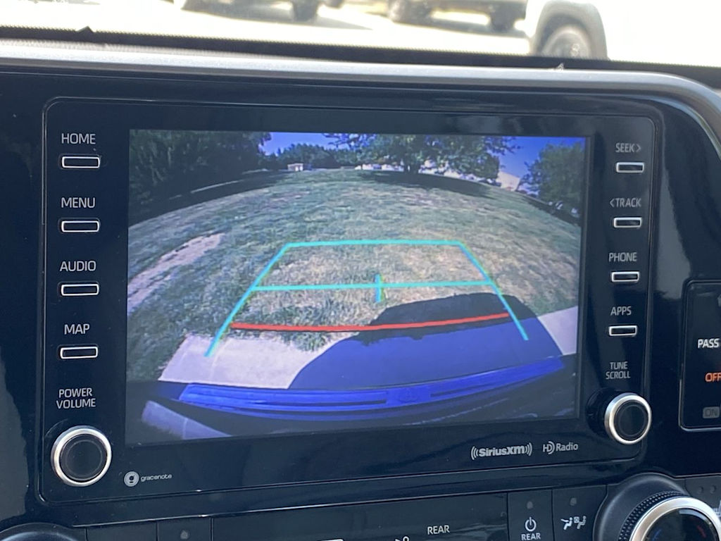 Thumbnail: 2021 Toyota Highlander - 33