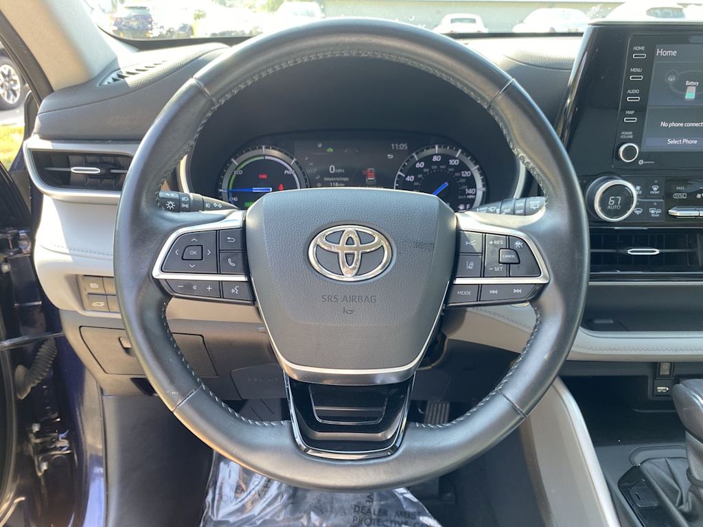 Thumbnail: 2021 Toyota Highlander - 13