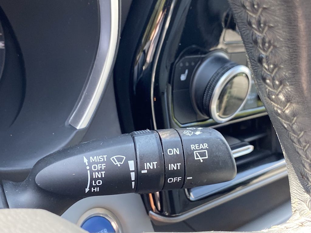 Thumbnail: 2021 Toyota Highlander - 31