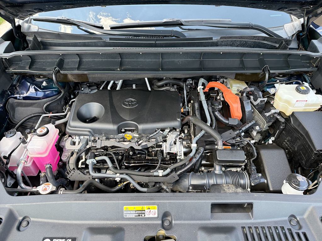 Thumbnail: 2021 Toyota Highlander - 7