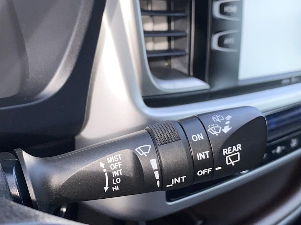 Thumbnail: 2015 Toyota Highlander - 31