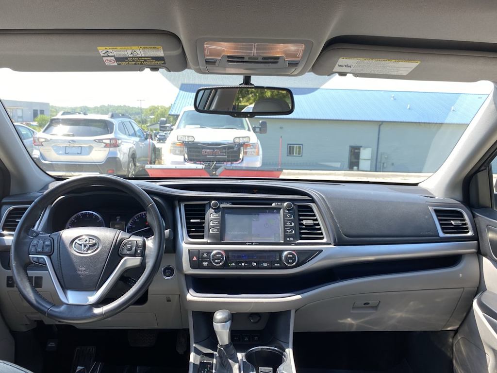 2014 Toyota Highlander XLE 9