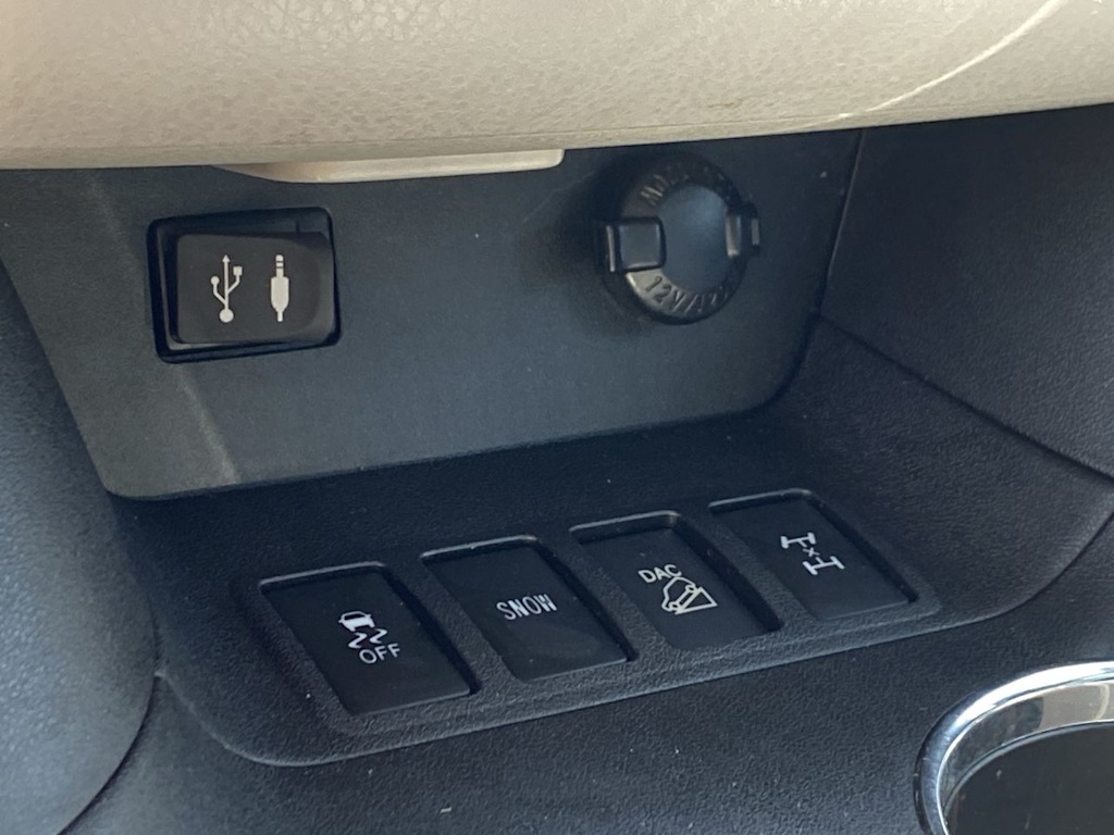 2014 Toyota Highlander XLE 34