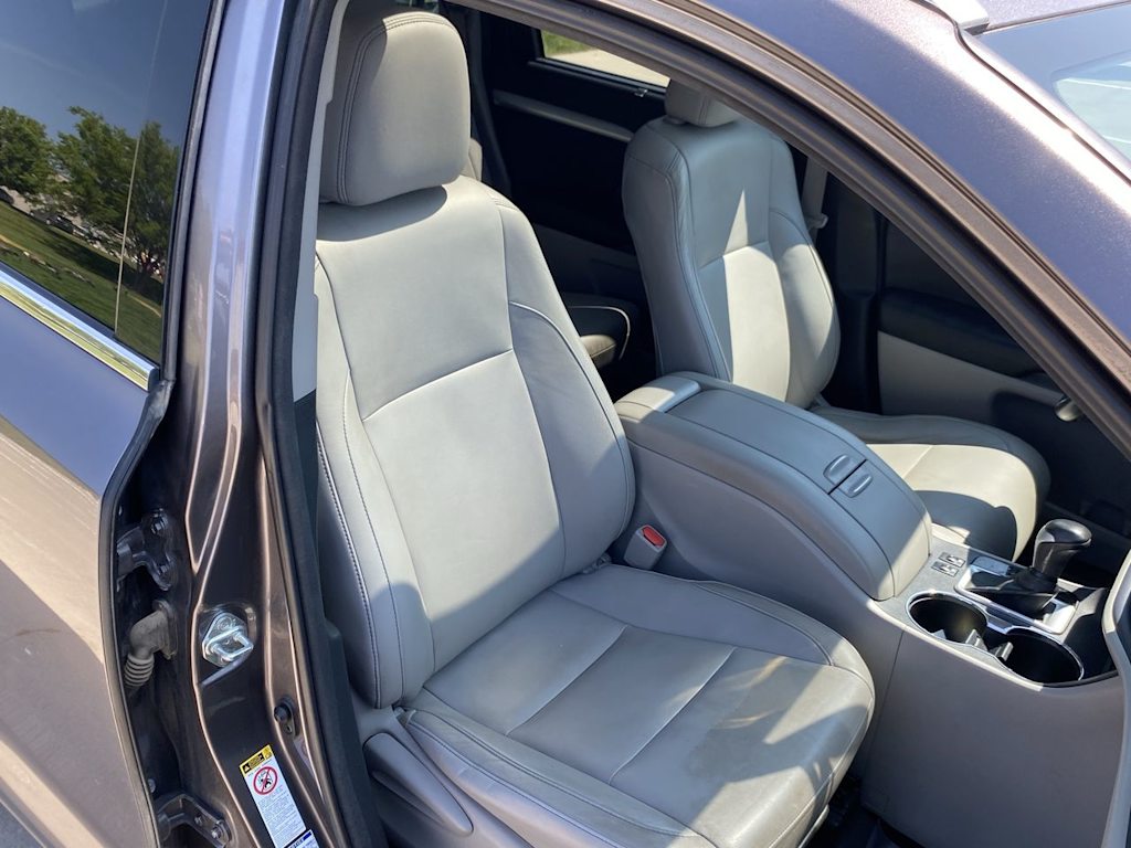 2014 Toyota Highlander XLE 11