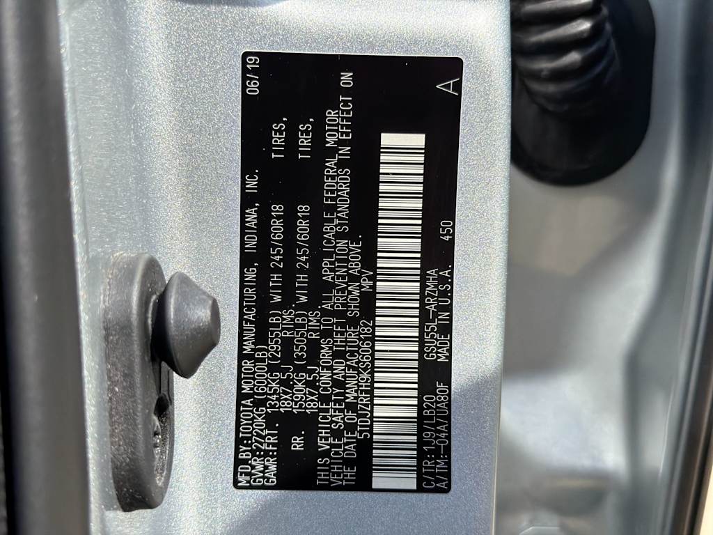 Thumbnail: 2019 Toyota Highlander - 19