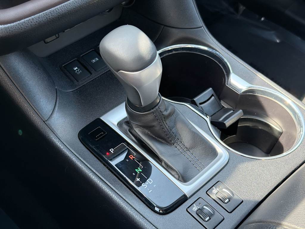 Thumbnail: 2019 Toyota Highlander - 15