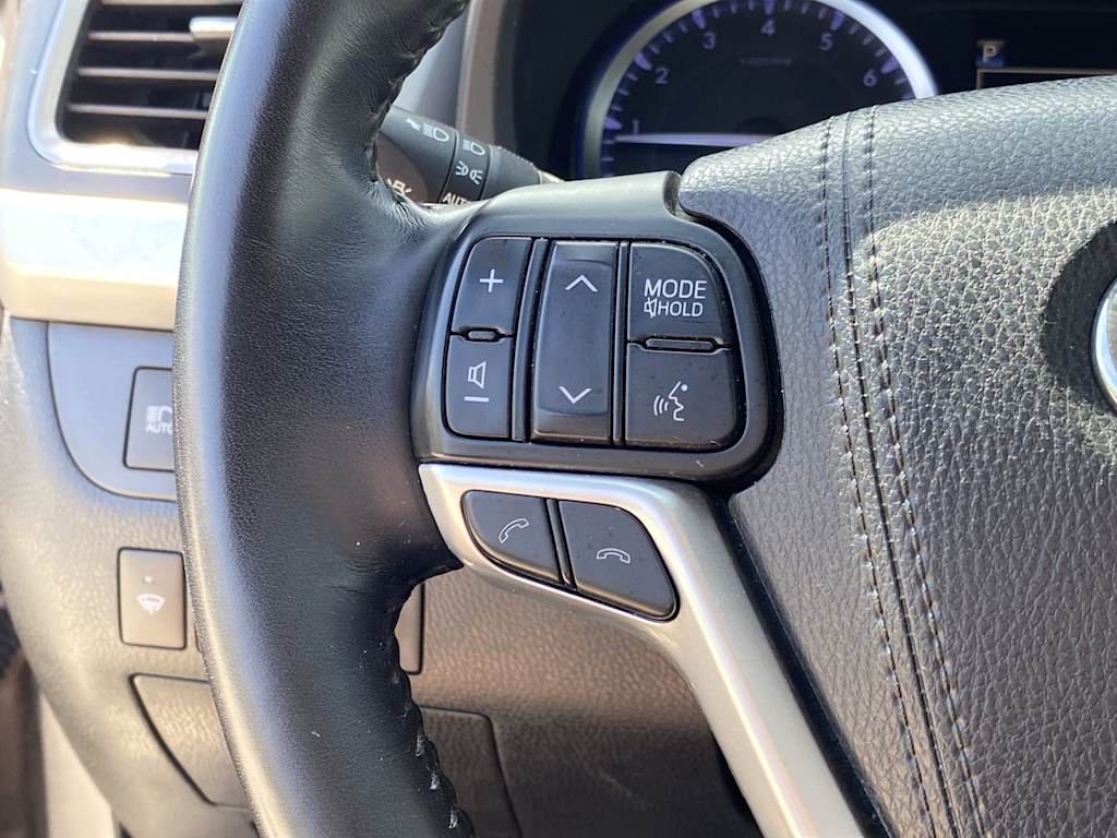 2018 Toyota Highlander XLE 27