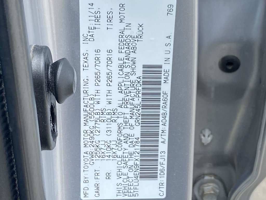 2015 Toyota Tacoma Base 19