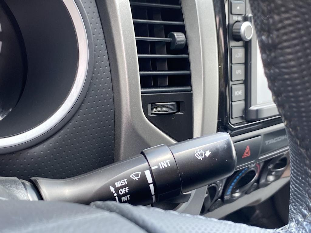 2015 Toyota Tacoma Base 16