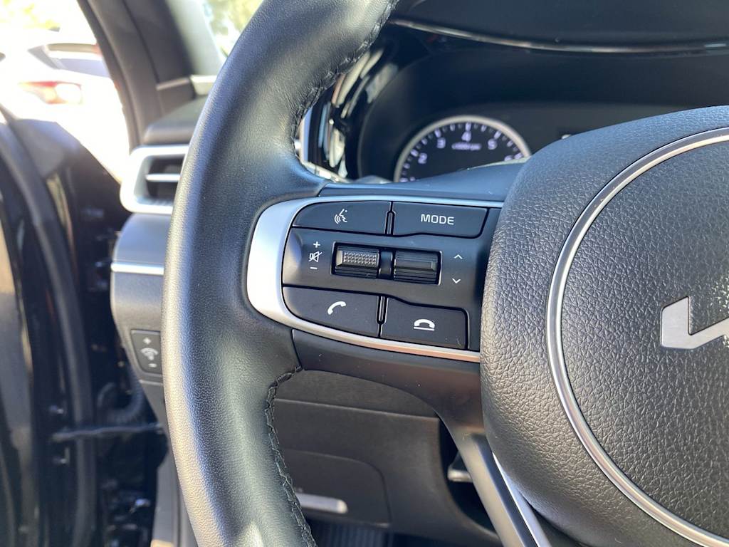 Thumbnail: 2023 Kia K5 - 28