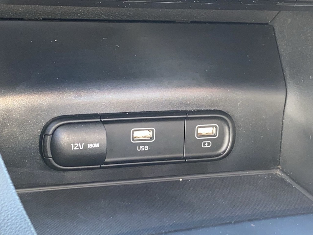 Thumbnail: 2023 Kia K5 - 33