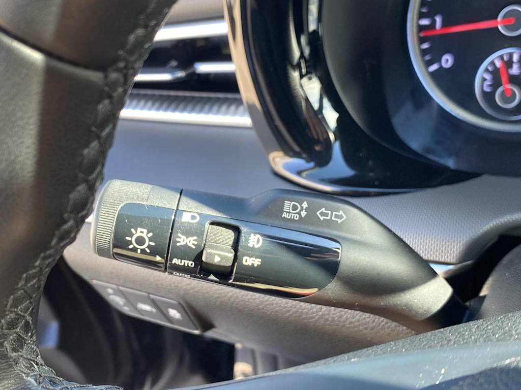 Thumbnail: 2023 Kia K5 - 30