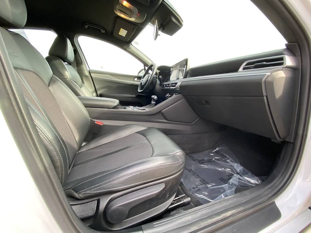 Thumbnail: 2024 Kia K5 - 9