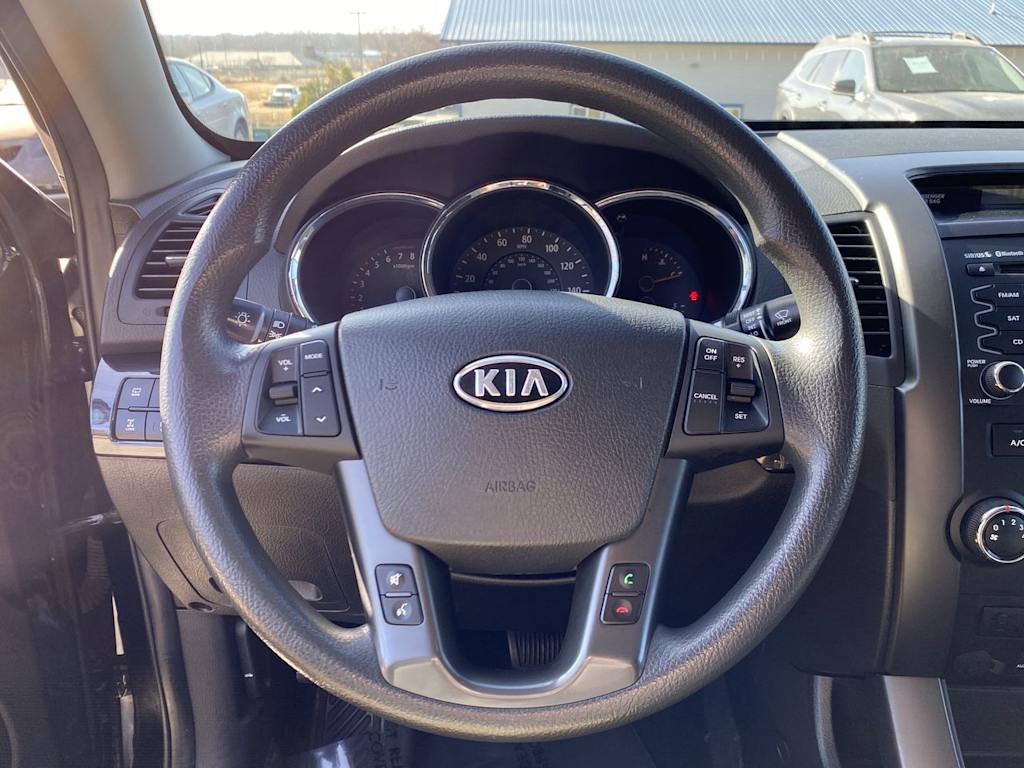 2012 Kia Sorento LX 13