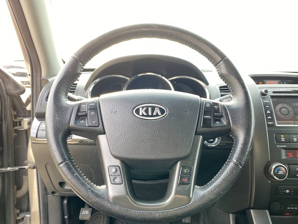 2013 Kia Sorento EX 14